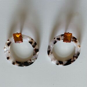 Nathalie Hoop Earrings